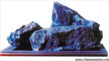 Tungsten Ore Picture