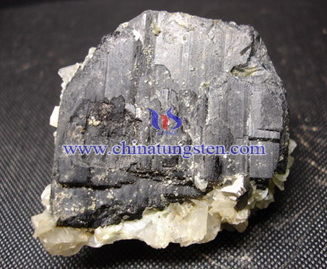 Tungsten Ore Picture